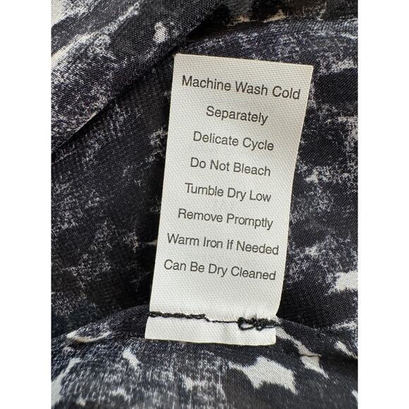 CAbi tunic top sheer Blurred Dot black white long sleeve button up blouse Sz M - Picture 10 of 10